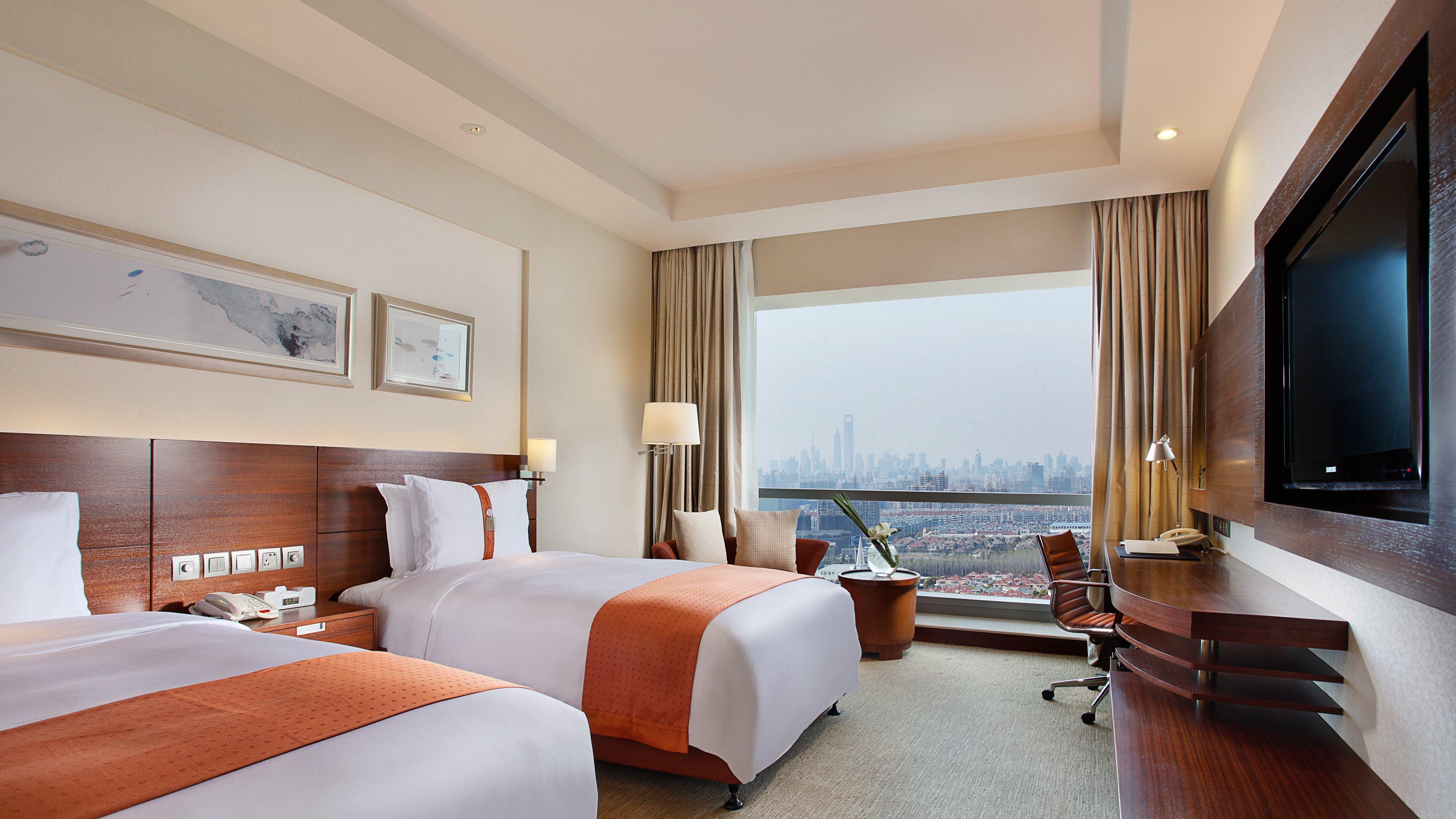 Holiday Inn Shanghai Pudong Kangqiao By Ihg - Free Shuttle Bus To Disney Land, Ins Swimming Pool Rom bilde
